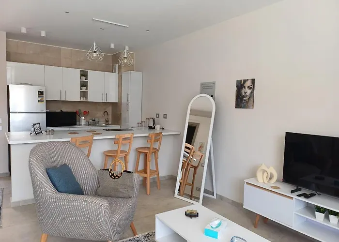 استوديو ايجار المونت جلالة على اللاجون Apartment