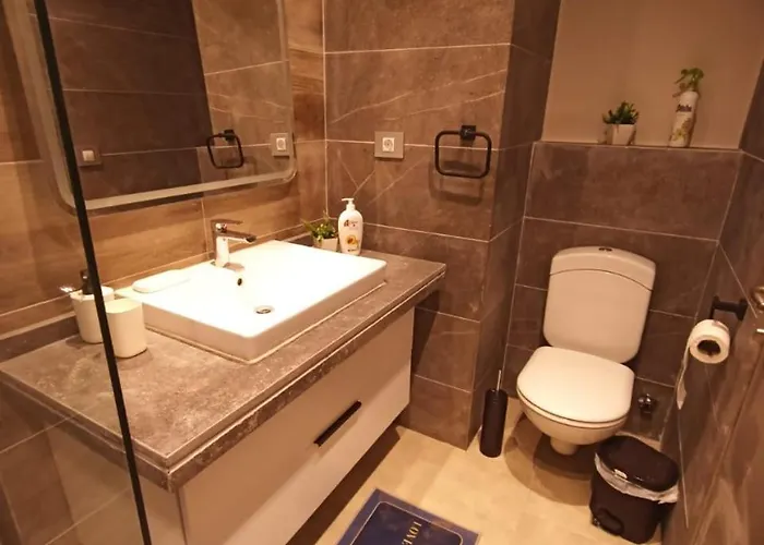 استوديو ايجار المونت جلالة على اللاجون Apartment *